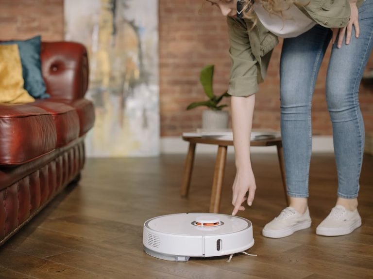 5 Best Robot Vacuum for Thick Carpet 2023