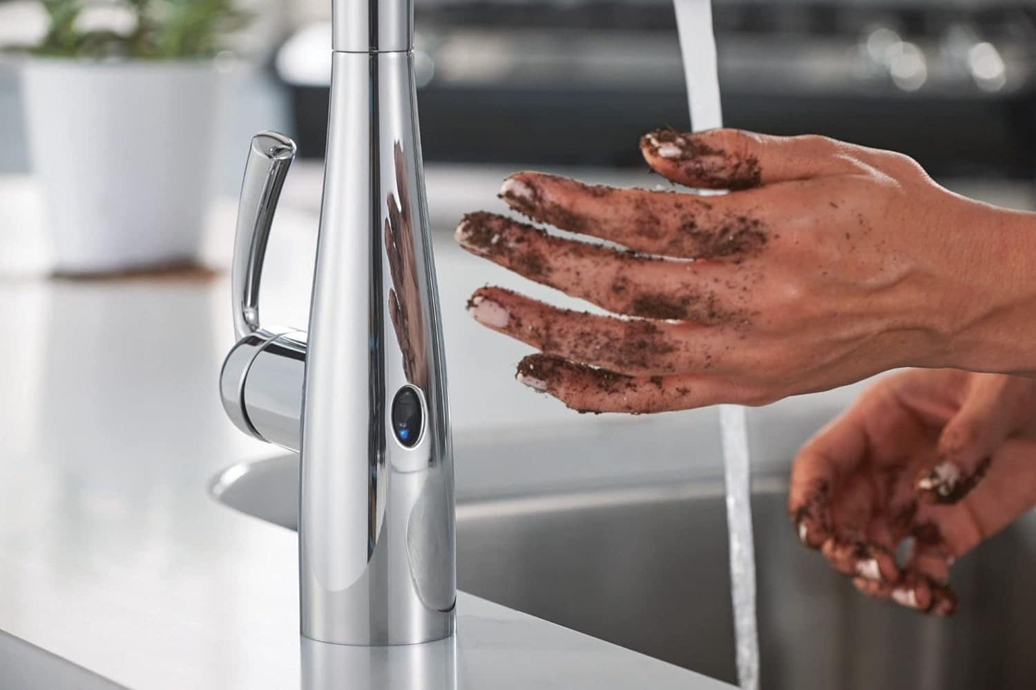 A Consumers Guide On How Long Do Batteries Last in Touchless Faucets 2024